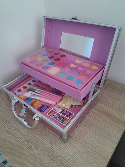 Gray helmet for bikers